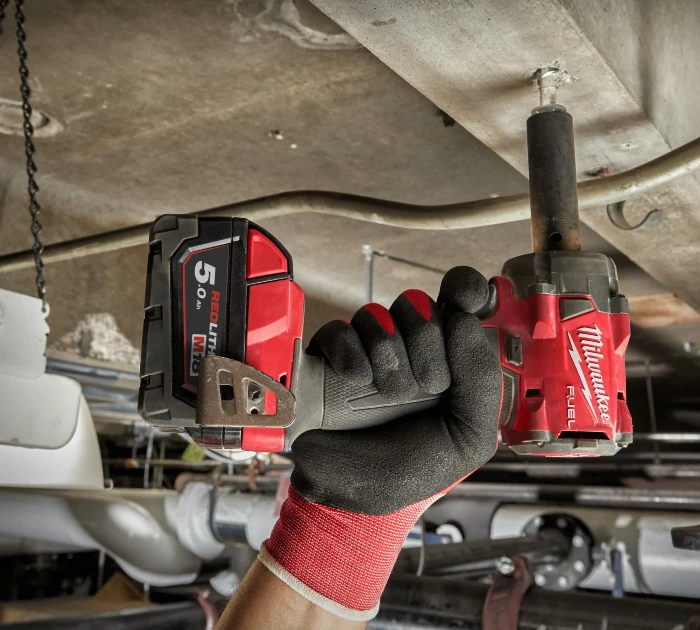 Llave impacto medio Milwaukee