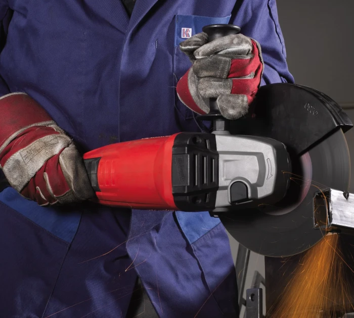 Amoladora milwaukee angular