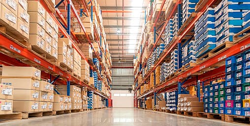 Equipos de almacenamiento y manipulación